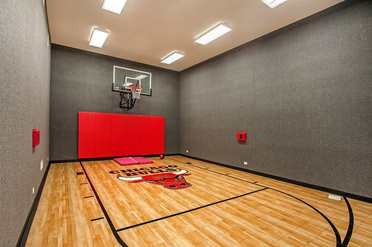 篮球场木地板价格是多少