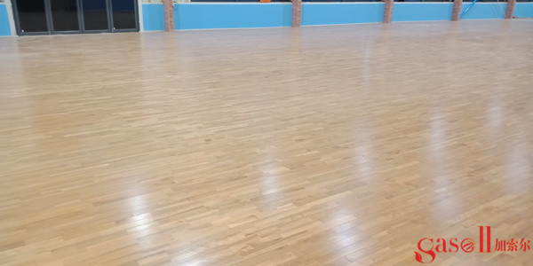 实木体育馆木地板怎么选1