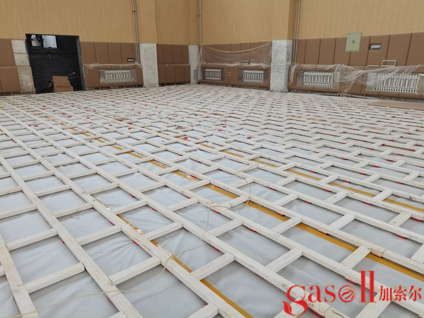 运动木地板翻新怎么做3