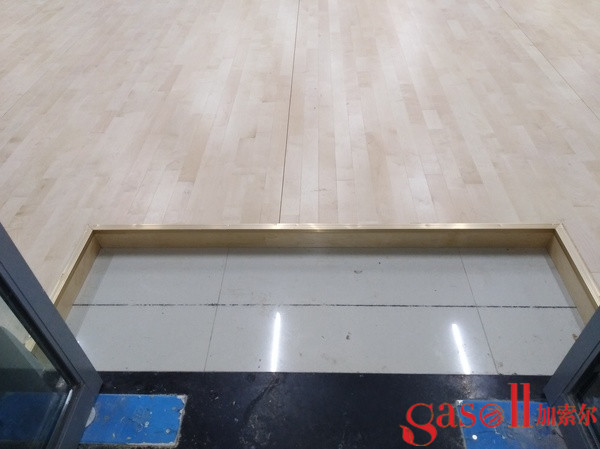 呼和浩特运动场实木地板2