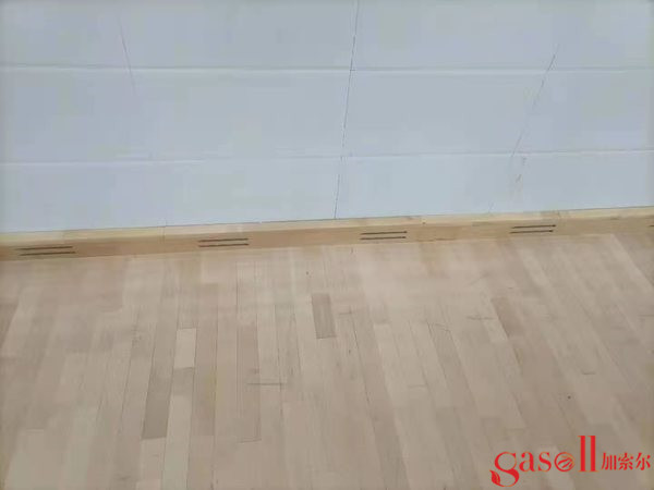 辽宁运动场地板施工