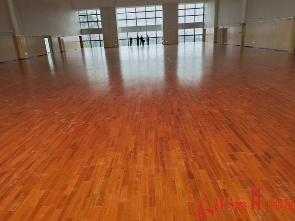 羽毛球馆木地板选择依据是什么3